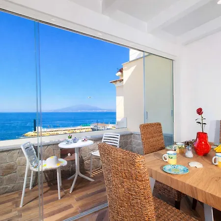 - Seapearl Apartmán Sorrento