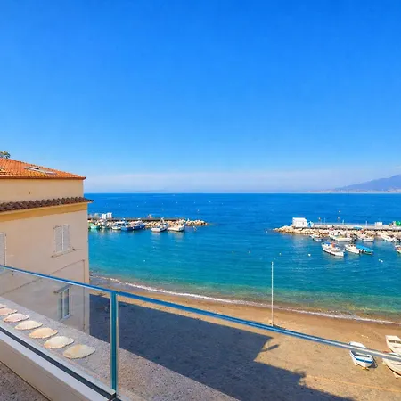- Seapearl Apartman