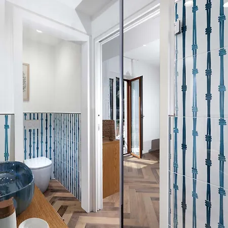 - Seapearl Sorrento